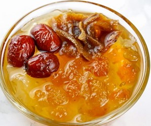 Peach Gum with Snow Fungus, Red Date and Persimmon (Small)