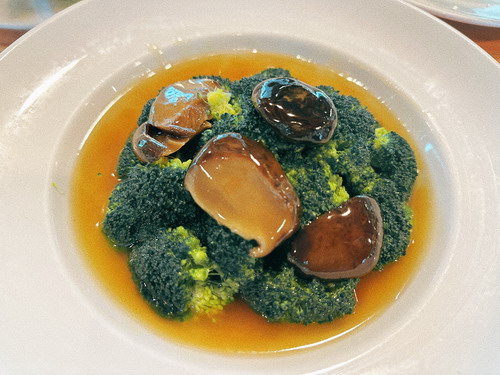 Braised Broccoli with Baby Abalone & Chinese Mushroom
